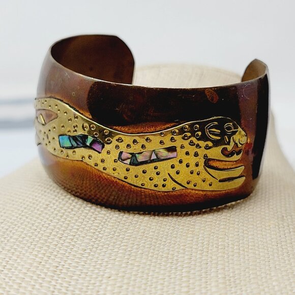 Vintage Copper and Brass Panther Cuff Bracelet – Hecho en Mexico - Picture 2 of 7